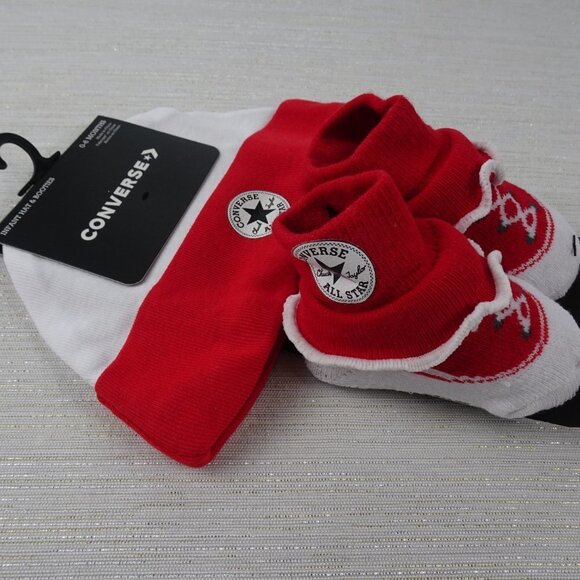 ๐ฐ3/$25  CONVERSE 2-PC Chuck Beanie & Bootie Frilly Socks Red  0-6 Mos - Picture 2 of 7